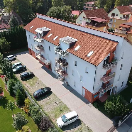 아파트 Dorina Wellness *