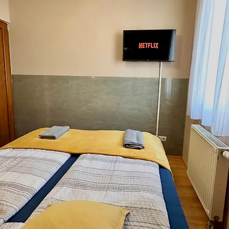 Dorina Wellness Apartment *