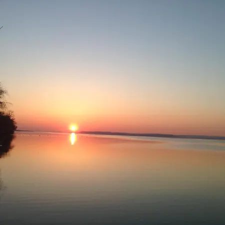 Dorina Wellness 아파트 시오포크